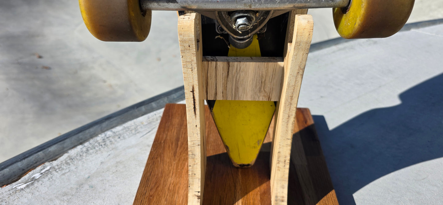The Pinch – Skateboard & Longboard Stand, Spalted Hackberry & White Oak