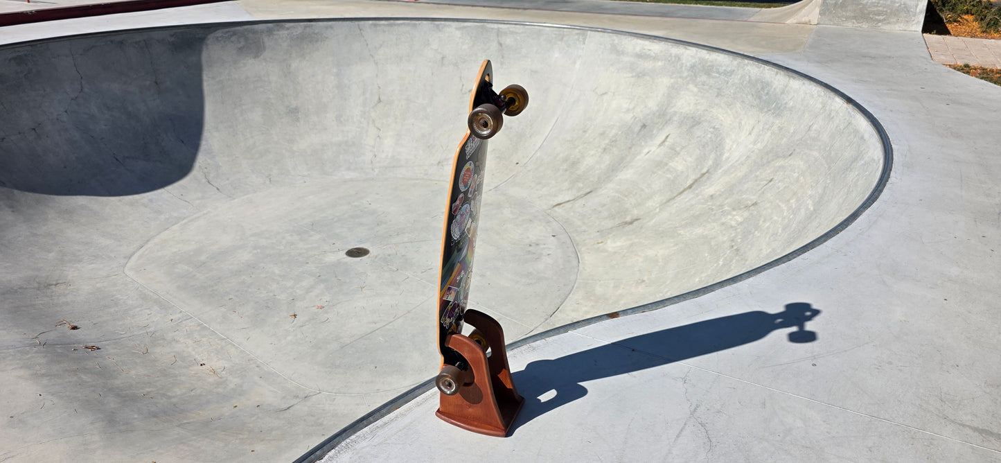 The Wave – Handcrafted Mahogany Skateboard Stand