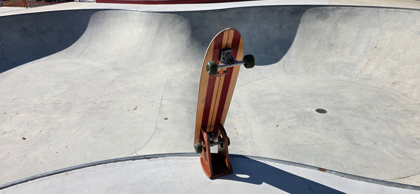 The Wave – Handcrafted Mahogany Skateboard Stand