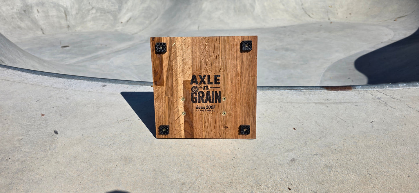 The Pinch – Skateboard & Longboard Stand, Spalted Hackberry & White Oak